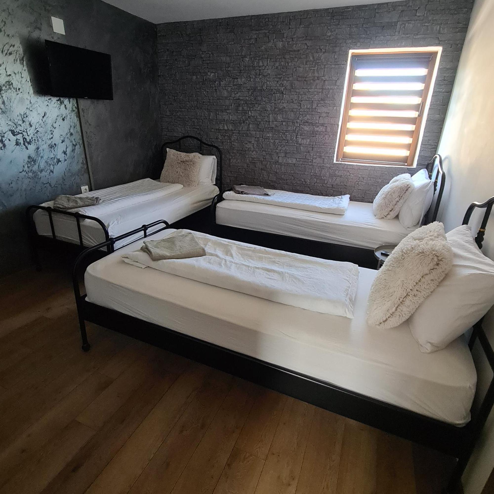 Vila Estera Therme Balotesti Ngoại thất bức ảnh