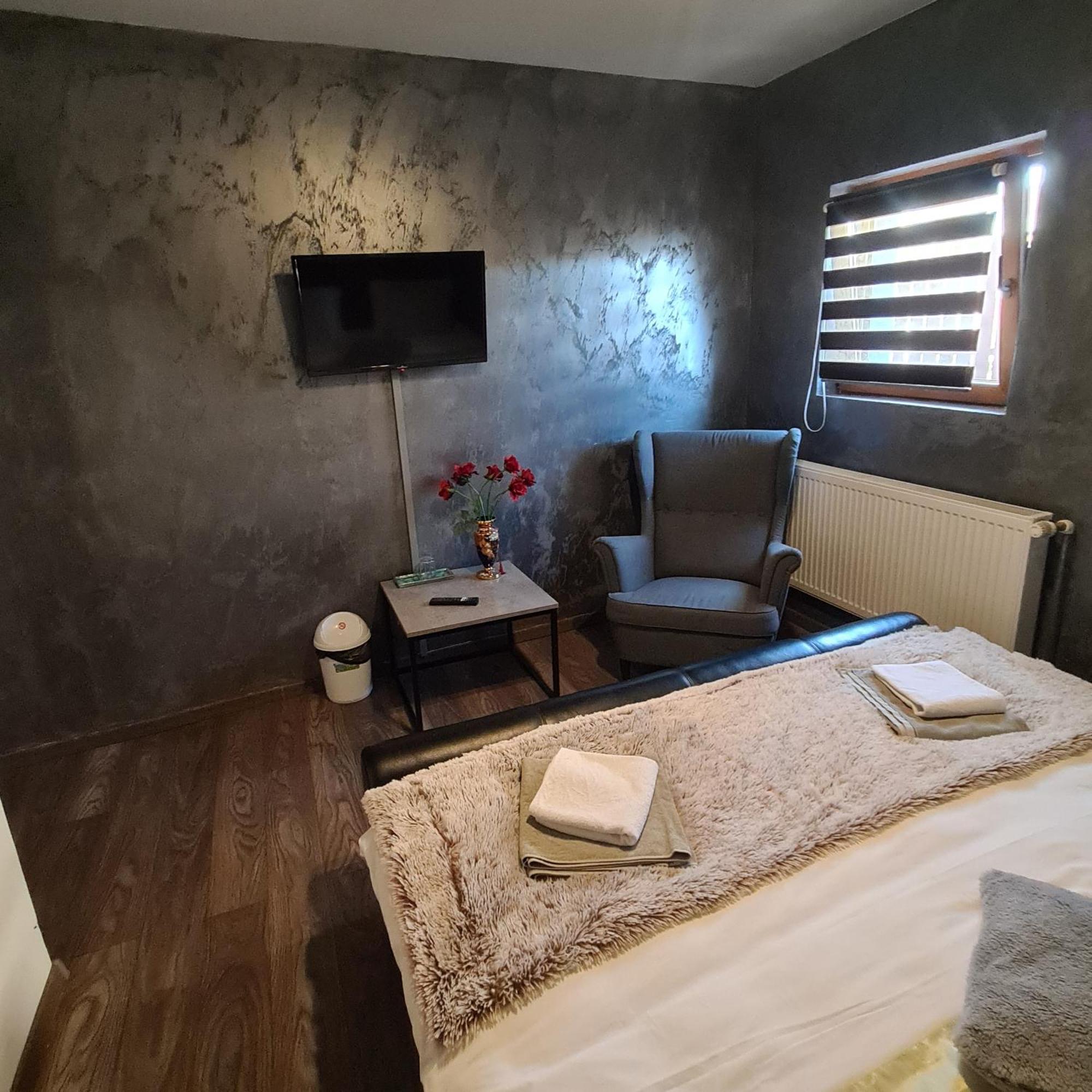 Vila Estera Therme Balotesti Ngoại thất bức ảnh